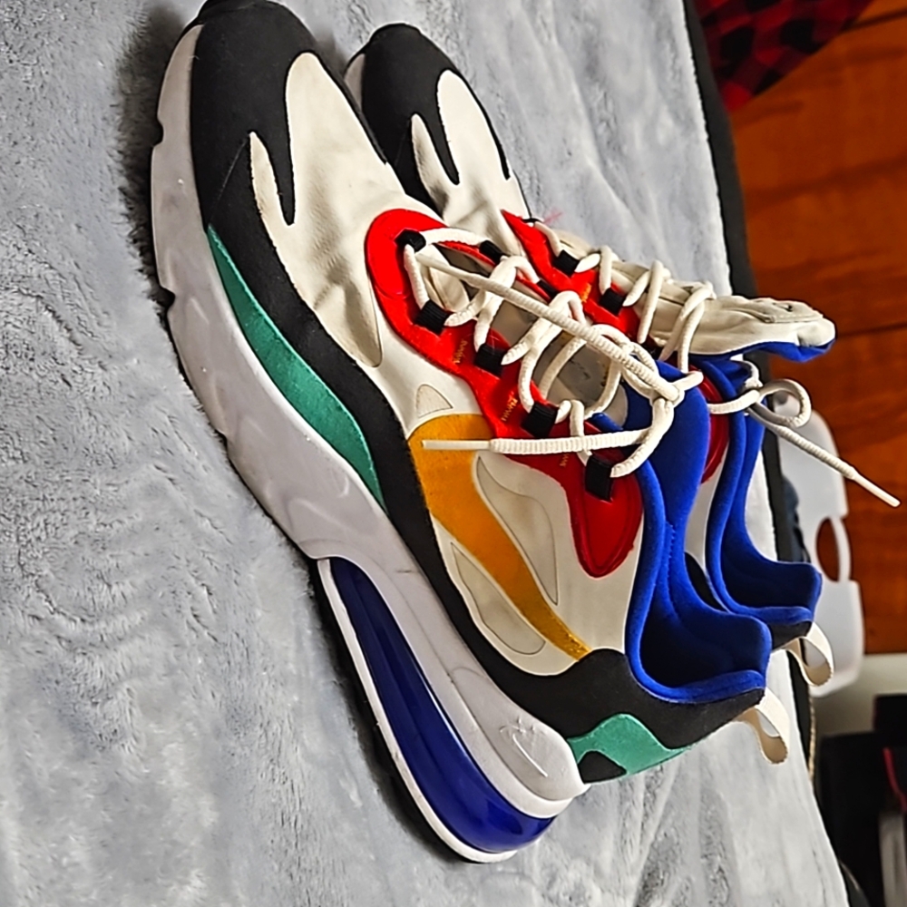 Air max 270s